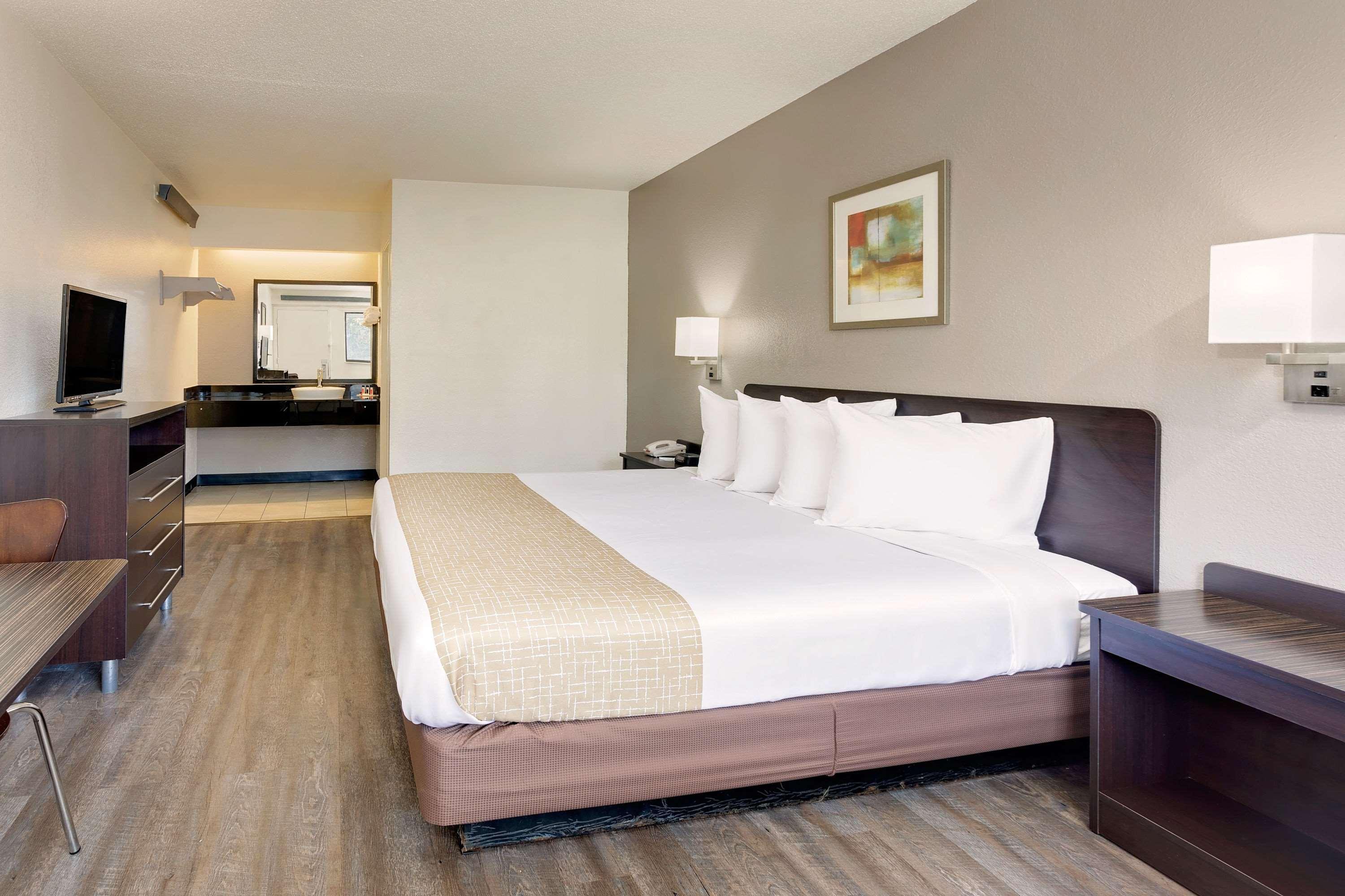 Travelodge By Wyndham College Park Dış mekan fotoğraf